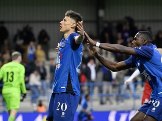 David Hrnčár oslavuje gól.