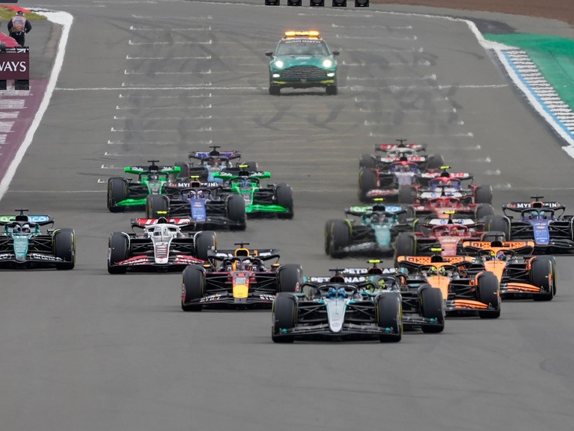 Jazdci F1 počas Veľkej ceny Veľkej Británie. 