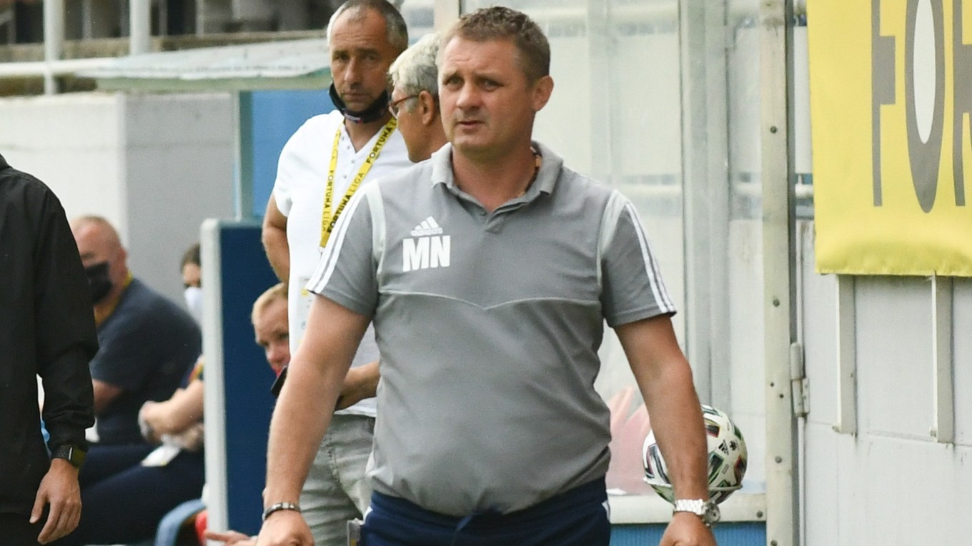Tréner Miroslav Nemec. 