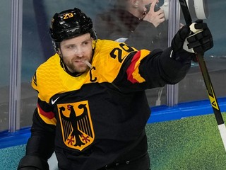 Nemecký hokejista Leon Draisaitl (29).