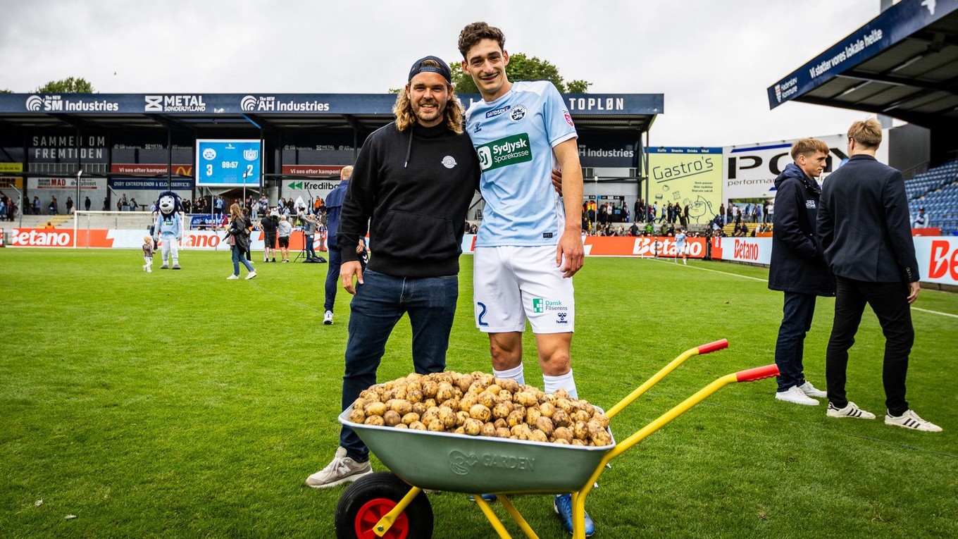 V Dánsku rozdávajú fúrik zemiakov pre hráča zápasu