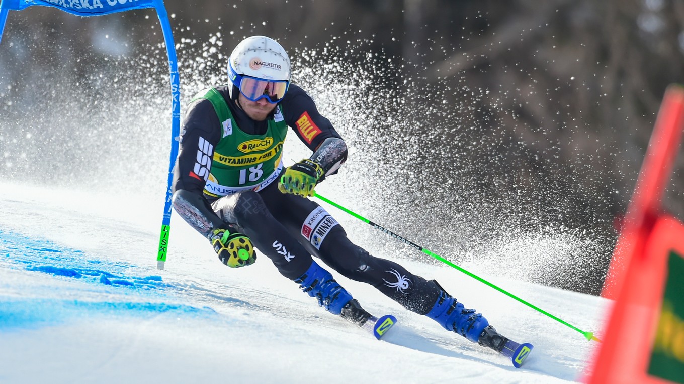Adam Žampa dnes ide 1. kolo obrovský slalom v stredisku Sölden 2021.
