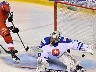 Momentka zo zápasu Slovensko - Česko v príprave na MS 2022 v hokeji.