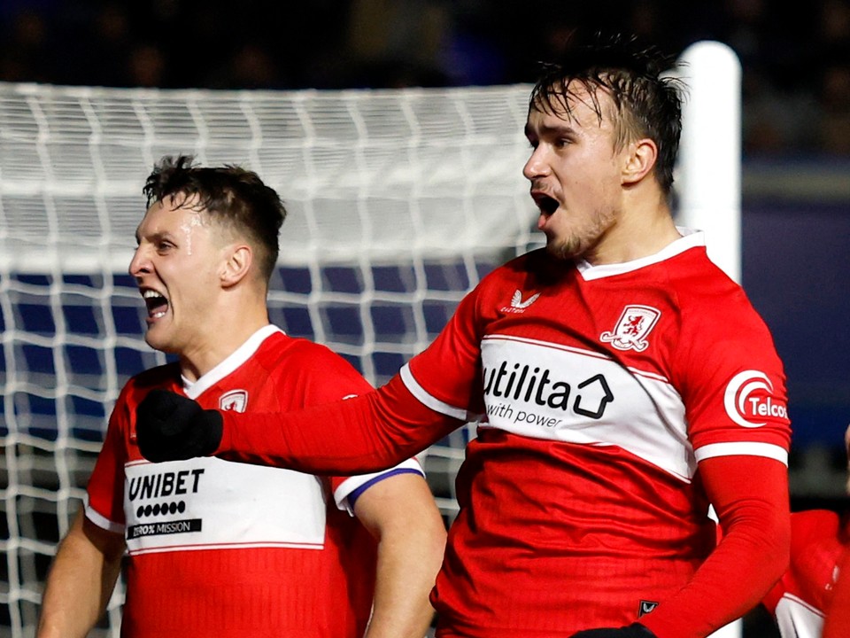 Slovenský futbalista David Strelec sa teší z gólu v drese Middlesbrough FC.