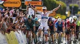 Tim Merlier z tímu Soudal Quick-Step vyhral 9. etapu na Tour de France 2025.