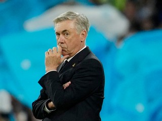 Tréner Carlo Ancelotti.