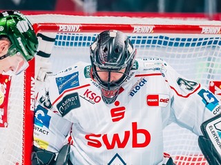 Július Hudáček v drese Bremerhavenu.