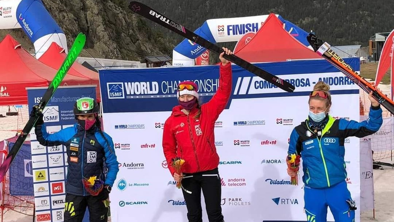 Marianna Jagerčíková (vľavo) na MS v skialpinizme 2021.