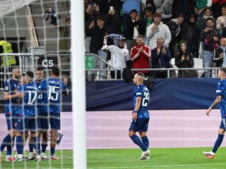 Hráči Slovenska sa tešia z gólu počas zápasu C-divízie Ligy národov Slovensko - Moldavsko.