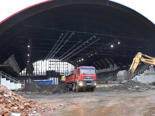 Rekonštrukcia zimného štadióna v Banskej Bystrici.