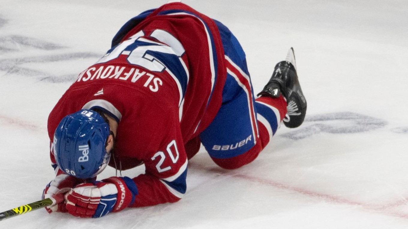 Juraj Slafkovský v drese Montreal Canadiens.