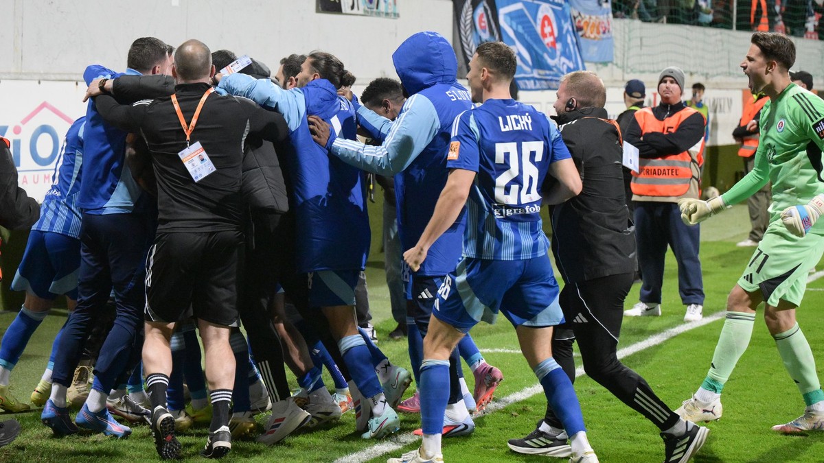 Slovan oslávil veľký obrat, Weiss sa mračil: Som úplne v pohode, už ma nerozhádžu, tvrdil