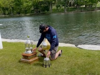 Uniknutá fotografia víťaza Hartovej trofeje a Vezinovej trofeje