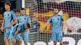 Futbalisti ŠK Slovan Bratislava v zápase Ligy majstrov proti AS Rím.