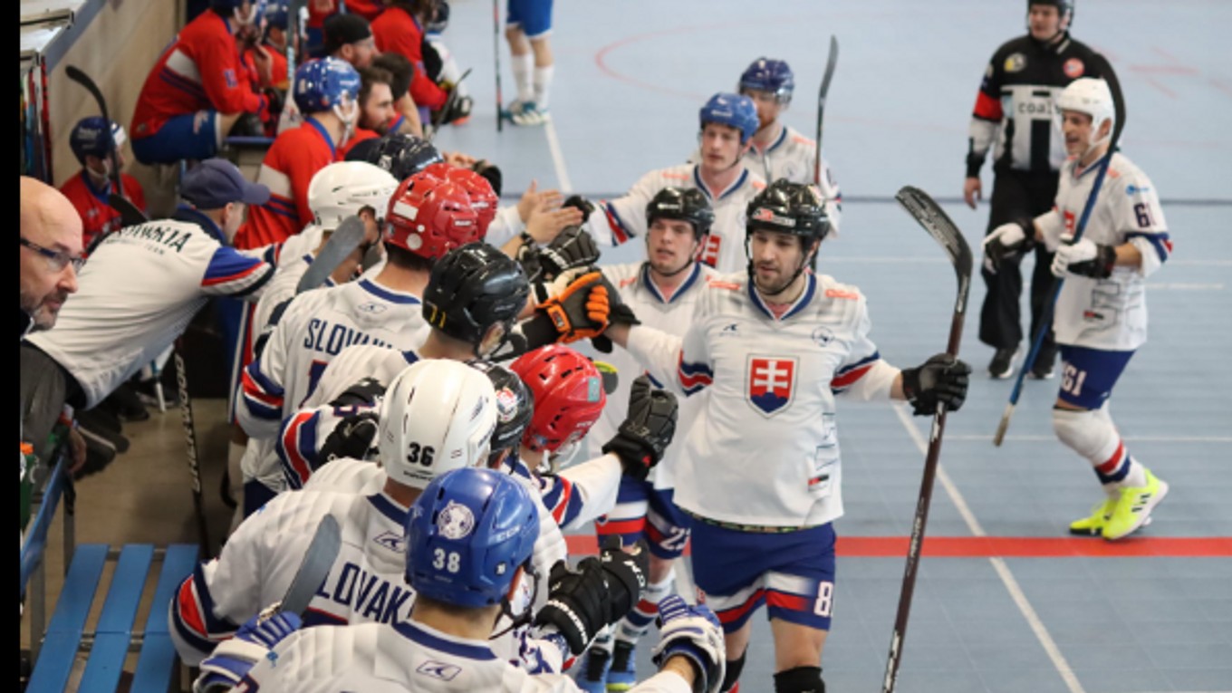 Veľká Británia vs. Slovensko: ONLINE prenos z MS v hokejbale mužov 2022.