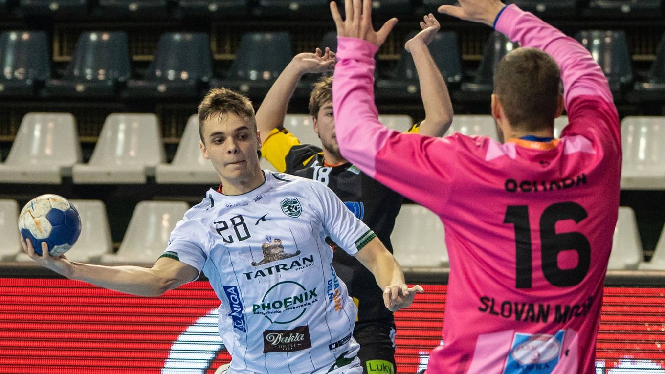 Marco Antl (Prešov) v zápase 15. kola Niké Handball Extraligy v hádzanej mužov Tatran Prešov - HáO TJ Slovan Modra.