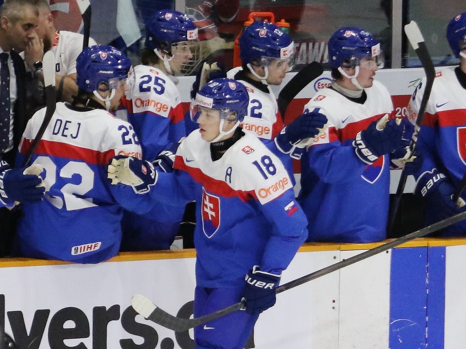 Slovenská strieľačka po góle na MS v hokeji 2025 hráčov do 20 rokov.