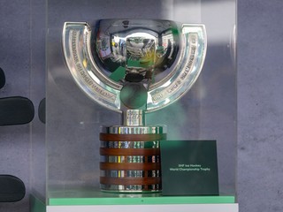 Víťazná trofej pre MS v hokeji