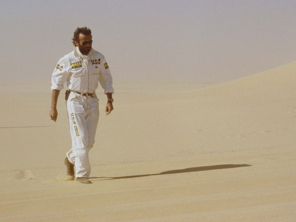 Thierry Sabine na Dakare 1986, v priebehu ktorého prišiel pri havárii vrtuľníka o život. 