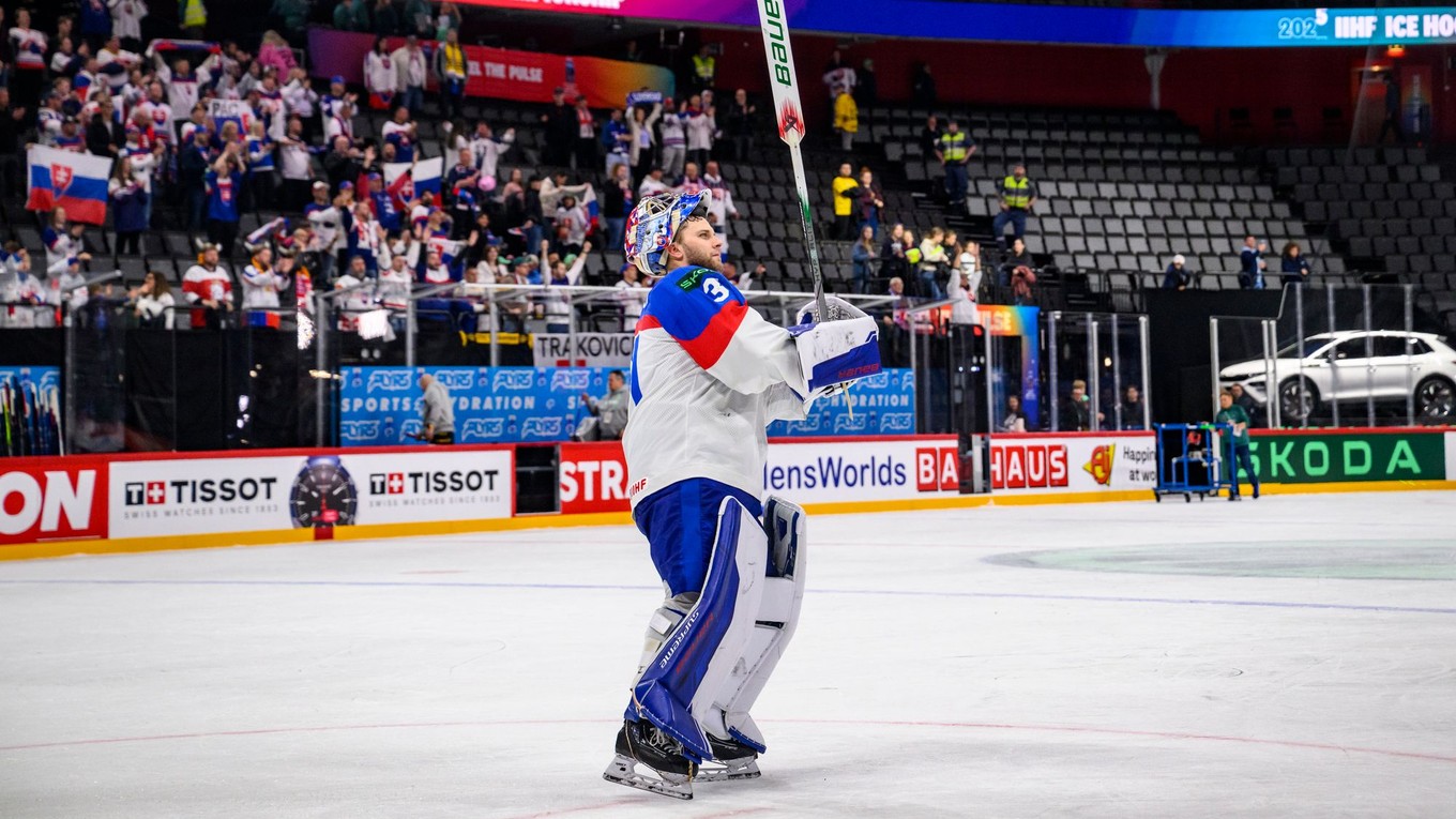 Samuel Hlavaj v zápase Slovensko - Francúzsko na MS v hokeji 2025.