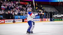 Samuel Hlavaj v zápase Slovensko - Francúzsko na MS v hokeji 2025.