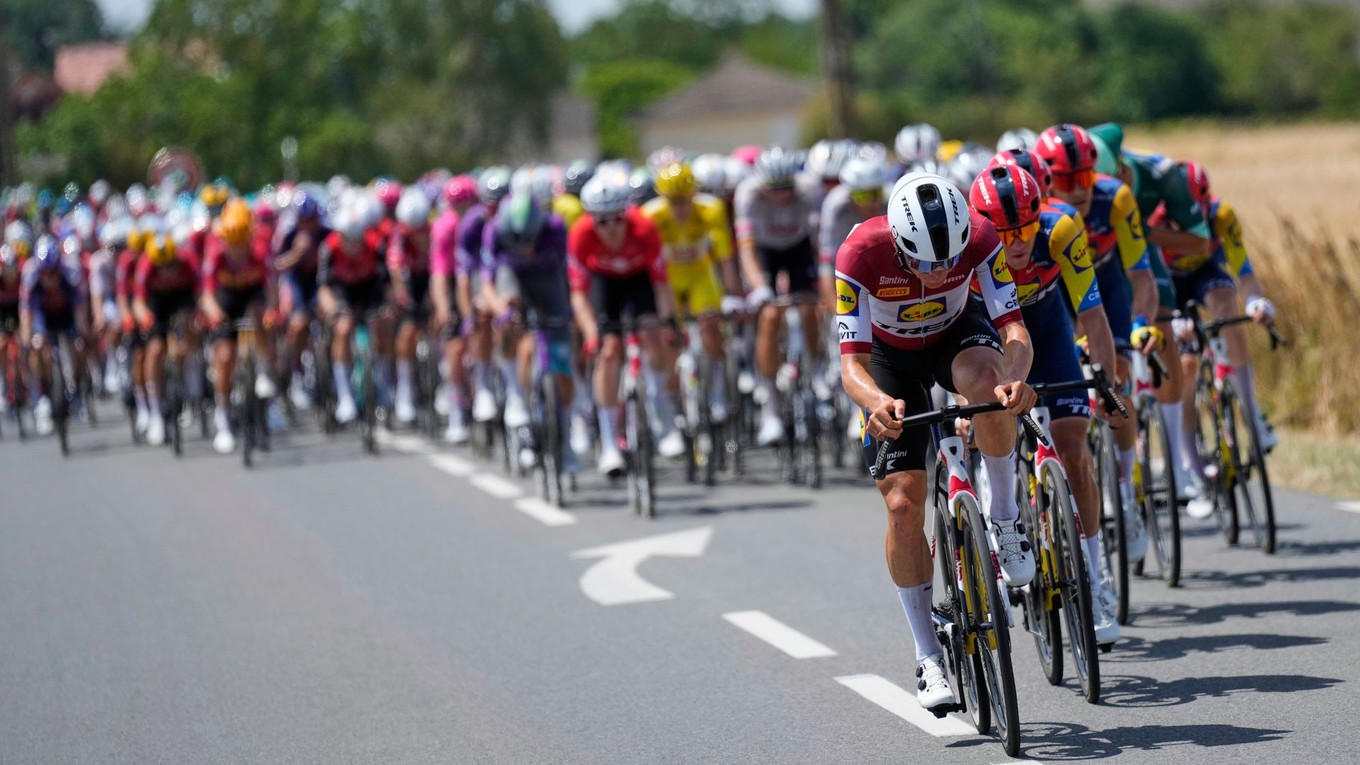 ONLINE: 10. etapa na Tour de France 2025 dnes LIVE.