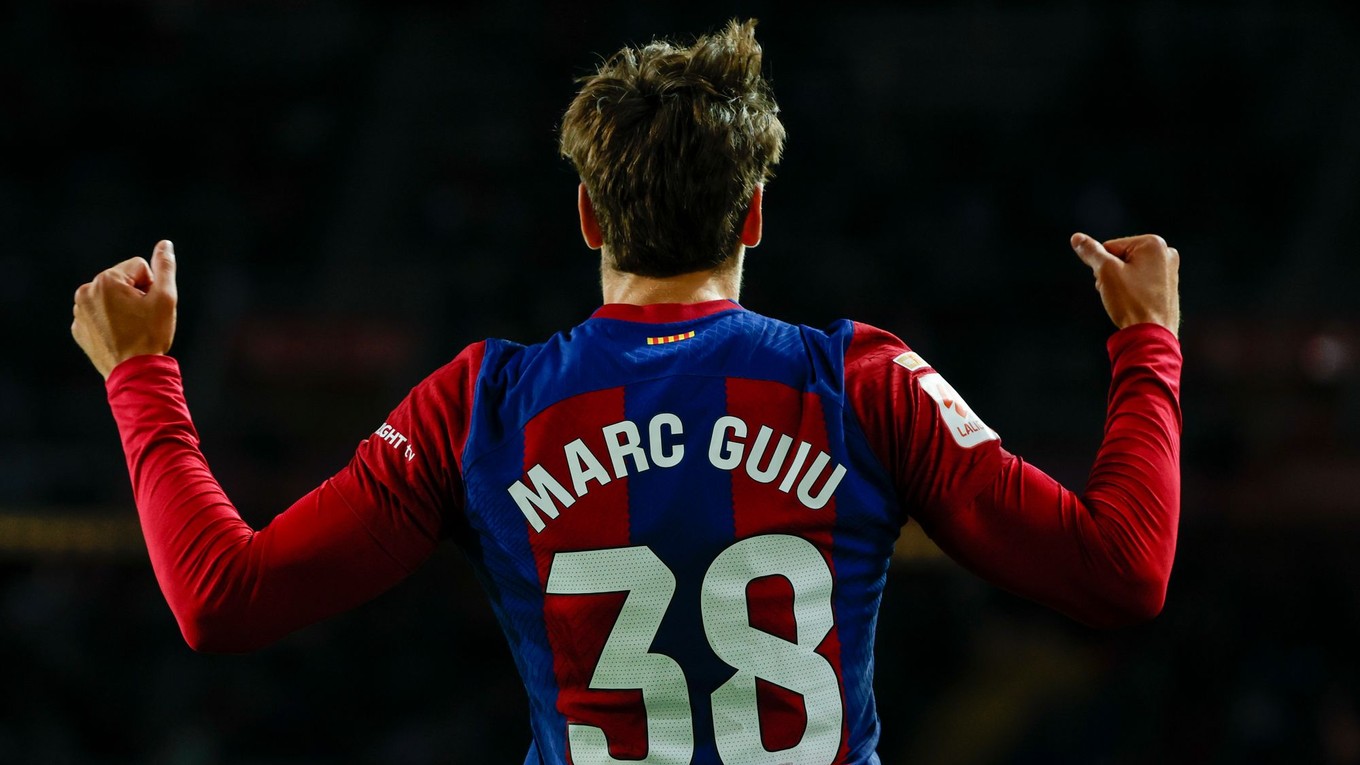 Útočník FC Barcelona Marc Guiu.