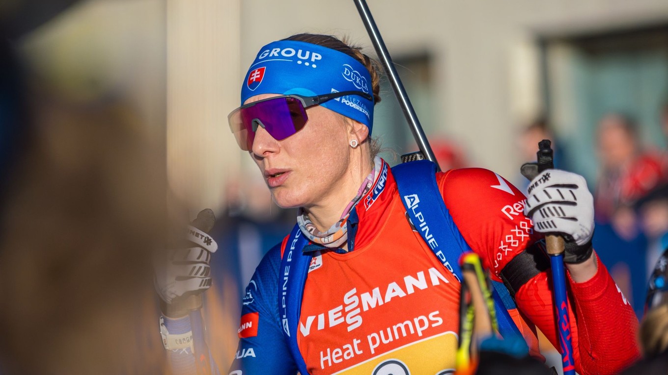 Anastasia Kuzminová v štafete žien v Hochfilzene.