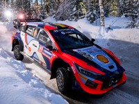 Thierry Neuville počas Rely Japonska 2024.