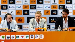 Na snímke zľava Roman Berger, Ivan Kozák a Macron Sport Francesco Martinelli 
