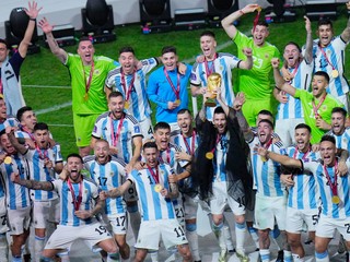 Argentínski futbalisti po zisku titulu majstrov sveta.