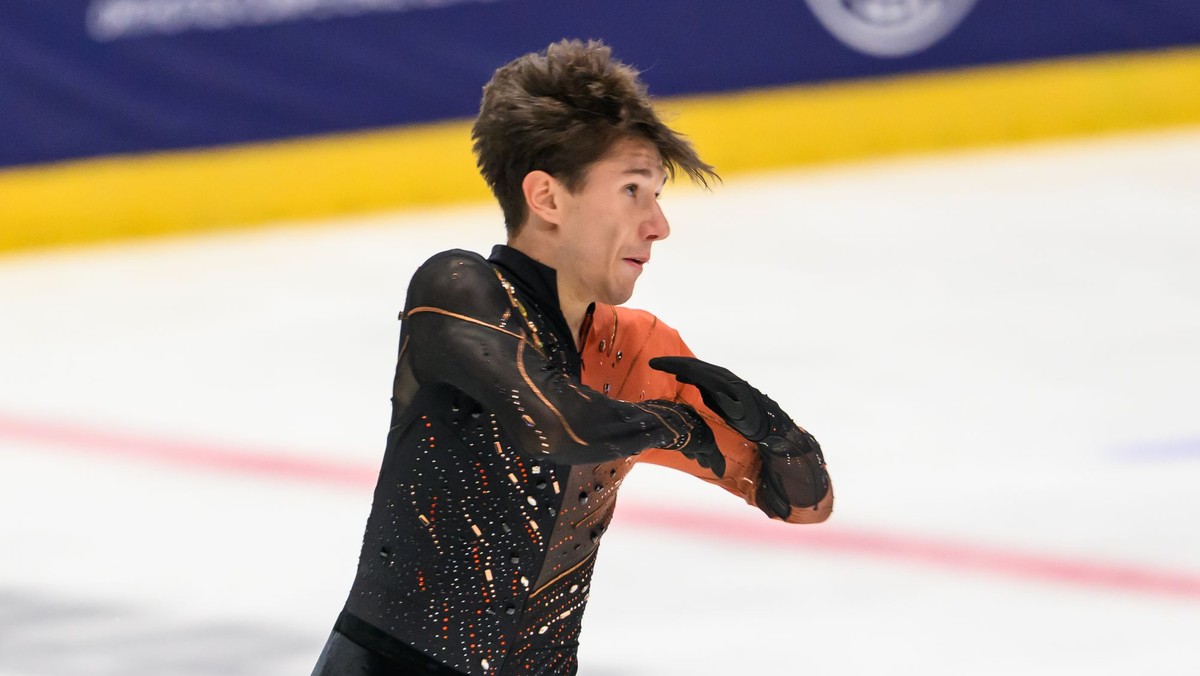 Adam Hagara.