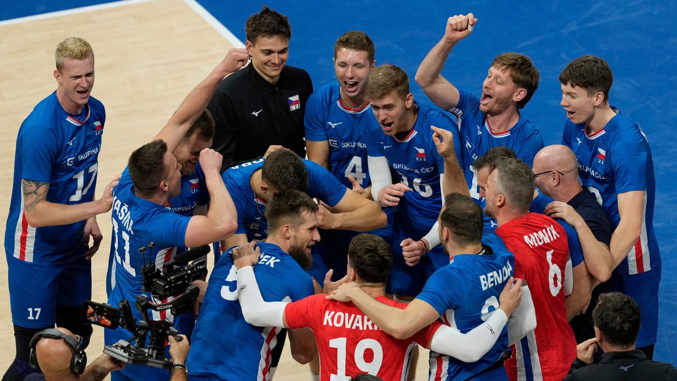 Volejbalisti Česka sa tešia z výhry