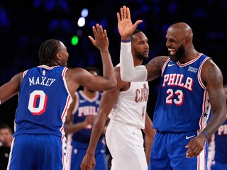 LeBron James Tyrese Maxey