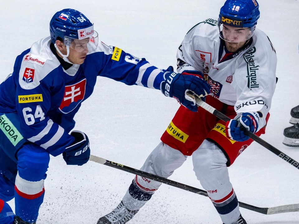zľava Patrik Koch (Slovensko) a Filip Zadina (Česko)