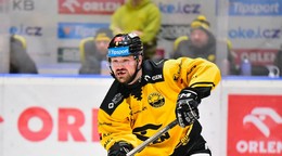 Maxim Čajkovič v drese Litvínova.