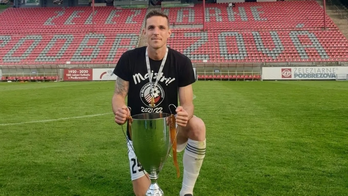 Marek Kuzma s majstrovskou trofejou.