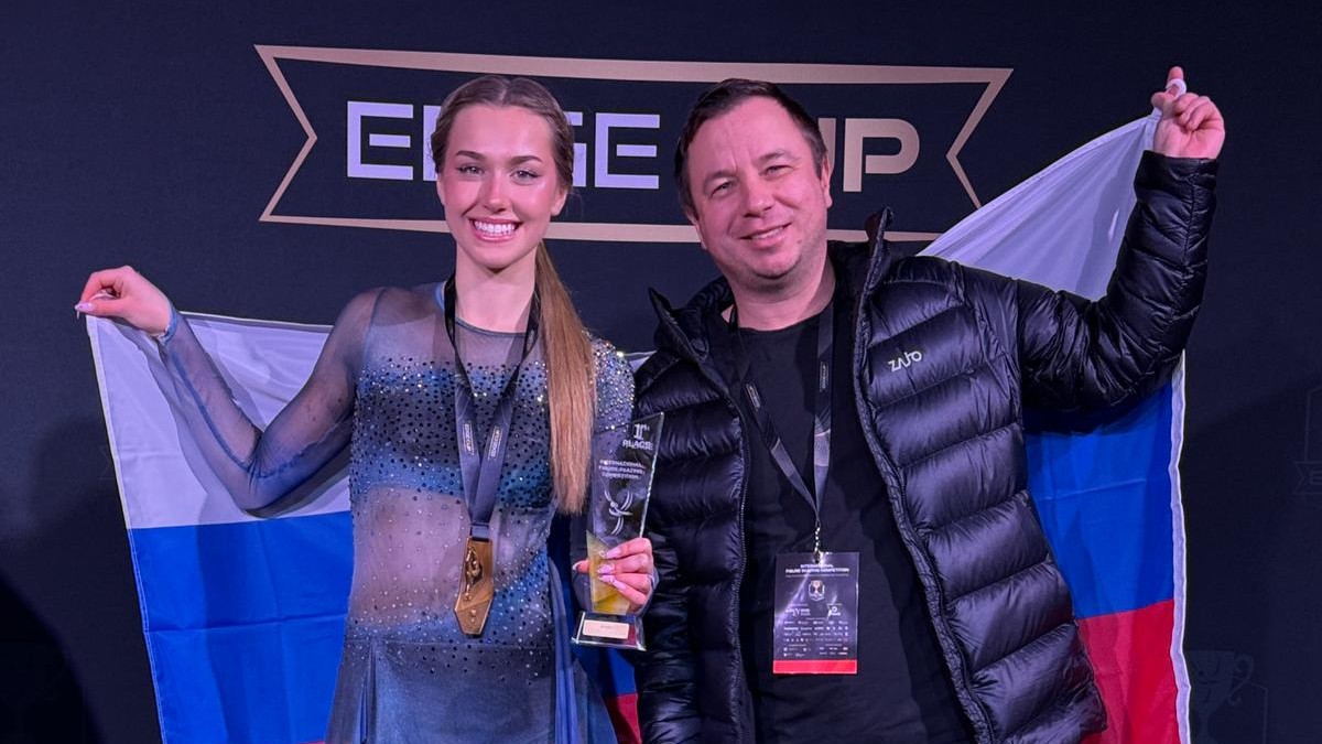 Vanesa Šelmeková s trénerom Rastislavom Vrlákom na pretekoch v Katoviciach.