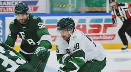 Marián Studenič počas tréningu vo švédskom tíme Färjestad BK. 