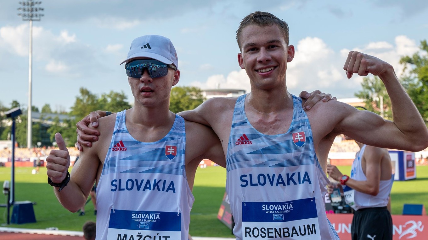 Slovenskí reprezentani, zľava Jakub Mažgút a Lukáš Rosenbaum.