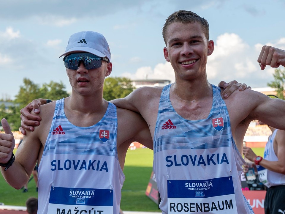Slovenskí reprezentani, zľava Jakub Mažgút a Lukáš Rosenbaum.