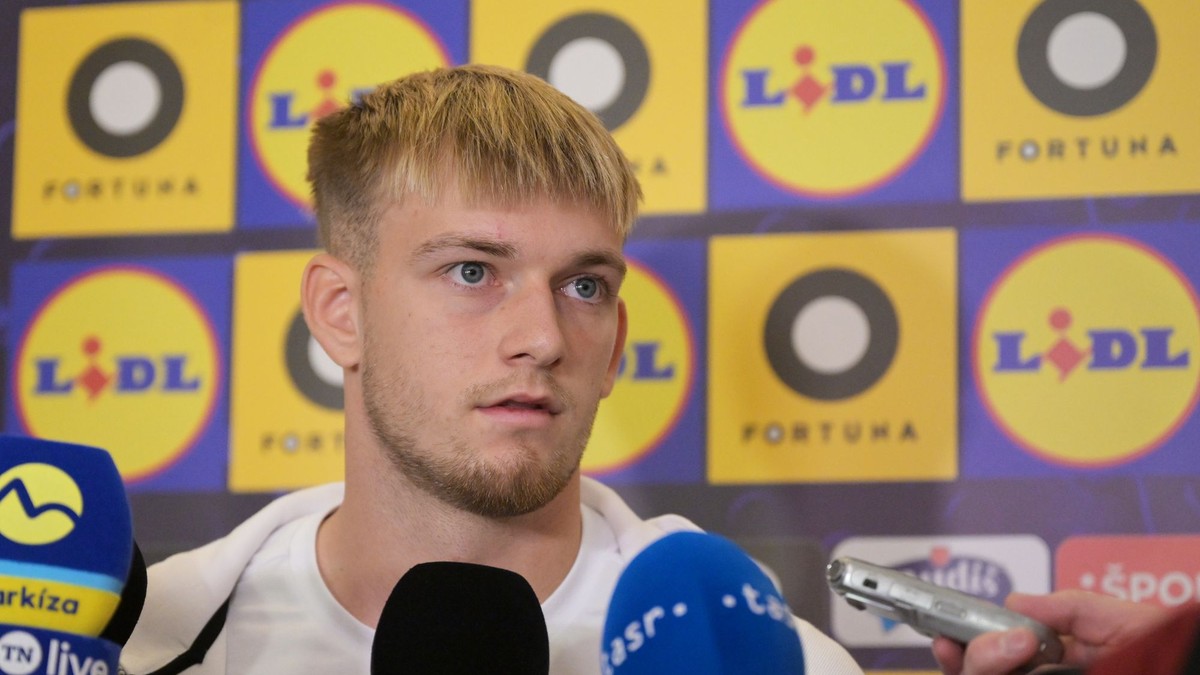 Matej Riznič.