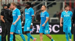 Hráči Neapola, zľava Kevin De Bruyne, Andre-Frank Zambo Anguissa, Stanislav Lobotka a Billy Gilmour.