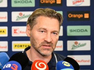 Tréner slovenskej hokejovej reprezentácie Vladimír Országh.