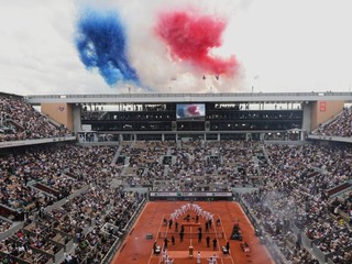 Ceremoniál pred finále mužov na Roland Garros 2025.