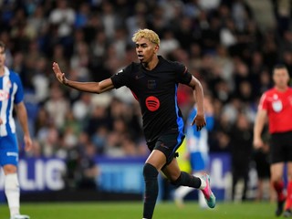 Lamine Yamal oslavuje gól v sieti Espanyolu.