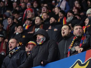 Fanúšikovia Sparty Praha. 