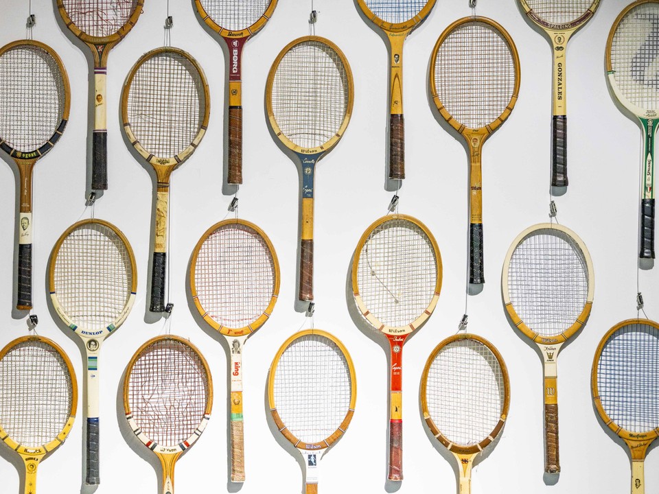 Tenisové rakety v Slovenskom olympijskom a športovom múzeu.
