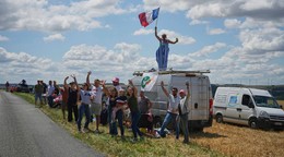 Fanúšikovia počas 4. etapy na Tour de France 2025.