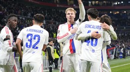 Radosť hráčov Olympique Lyon.